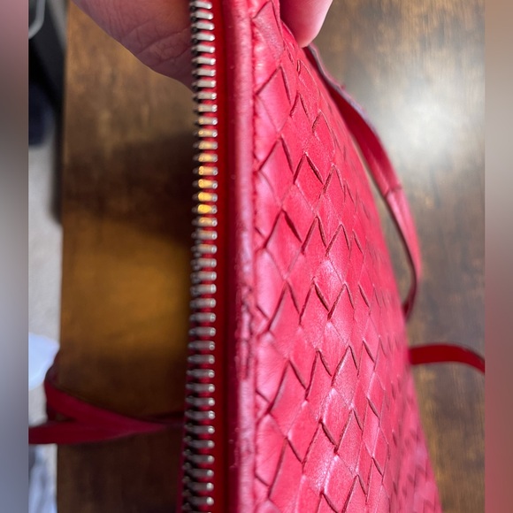 Bottega Veneta Red Intrecciato Leather Nodini Crossbody Bag - As described - Picture 10 of 16